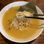 濃厚鶏塩白湯ラーメン(濃厚鶏塩白湯ラーメン ほったて小屋)