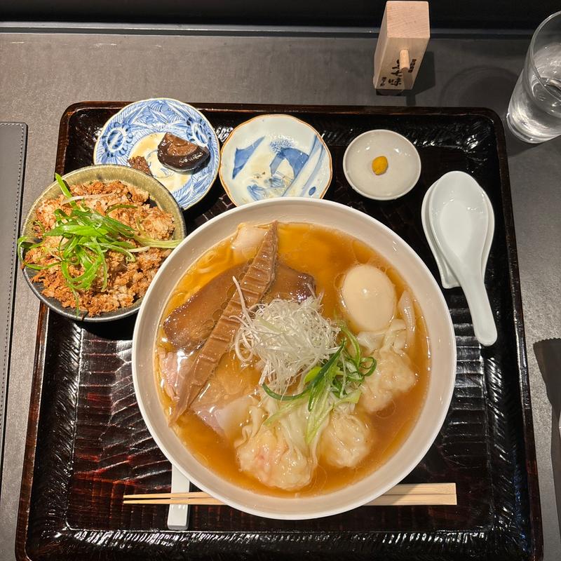 上湯らぁー麺特製(らぁー麺なかじま)