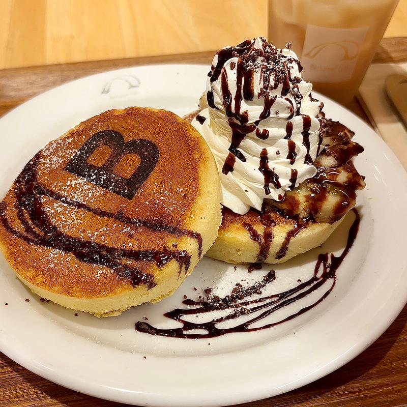 チョコバナナパンケーキ80's（2枚）(ベシャメルカフェ)