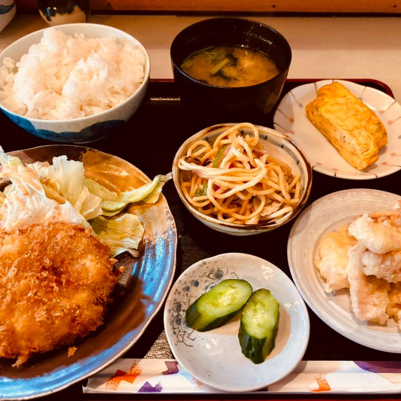 手作りコロッケ定食(お食事処一くら )