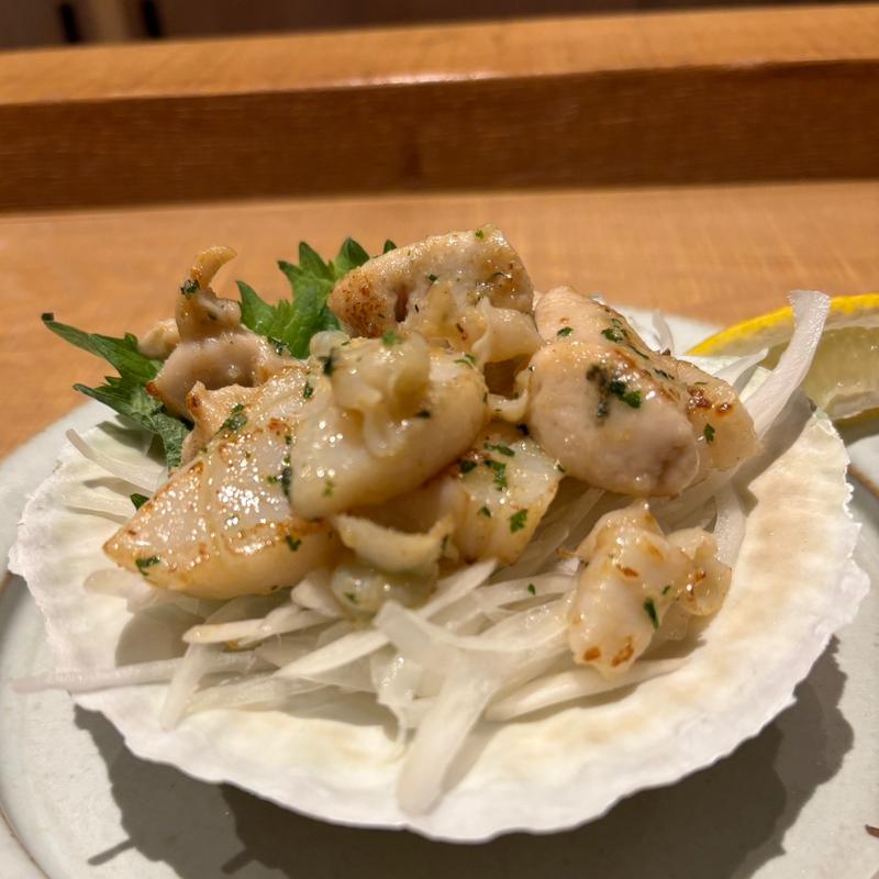 北海道活殻付きホタテ　ガーリックバター焼き(tsugumi)