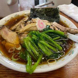 チャーシュー麺 ほうれん草(青島食堂宮内店・製麺部)