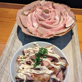 薔薇ラーメン 大盛り チャーシュー丼(RA-MEN&cafe 168)