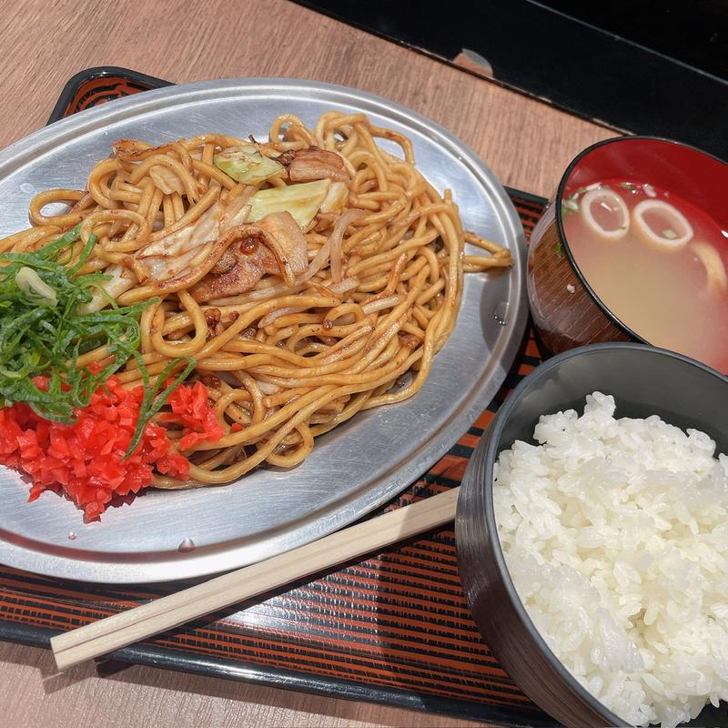 焼きそば定食(お好み焼 おフクさん)