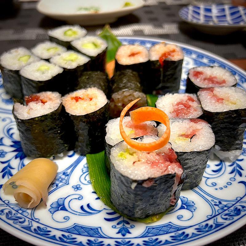 鉄火巻、カッパ巻、すじこ巻(味の店 スズラン （あじのみせ すずらん）)