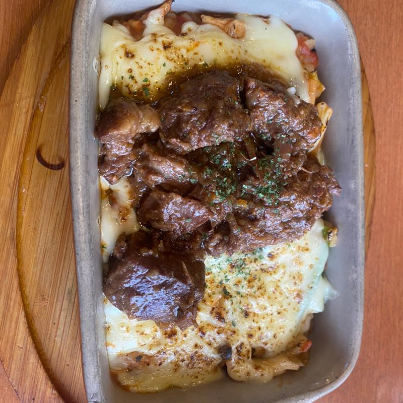 牛肉の赤ワイン煮込みと10種野菜のリゾット(Risotteria.GAKU tre)