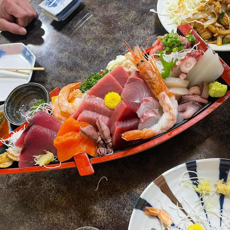 刺身盛り合わせ定食(海鮮料理 滝元)