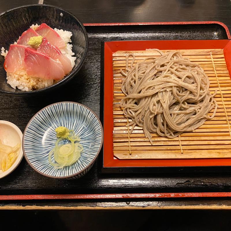 ひらまさ丼定食(蕎麦切り きうち)