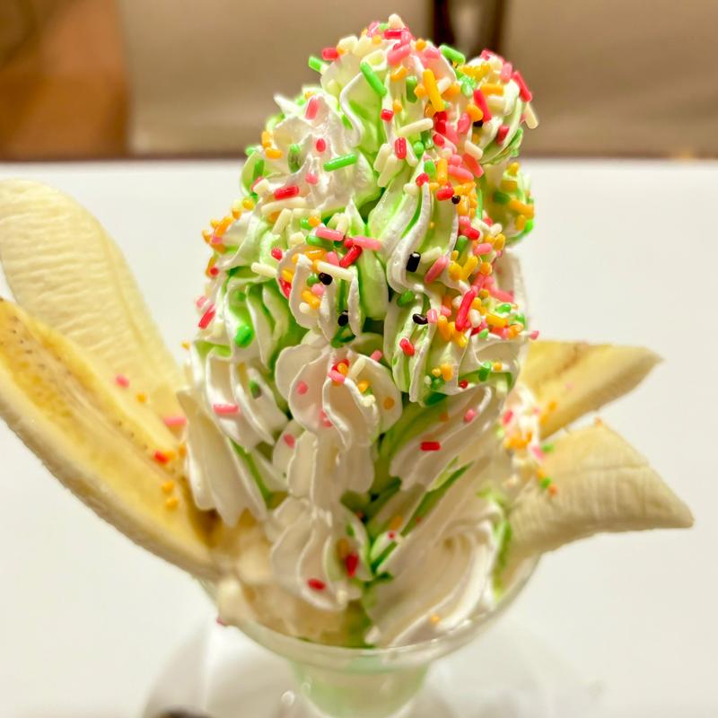 バナナパフェ(マーガレット)