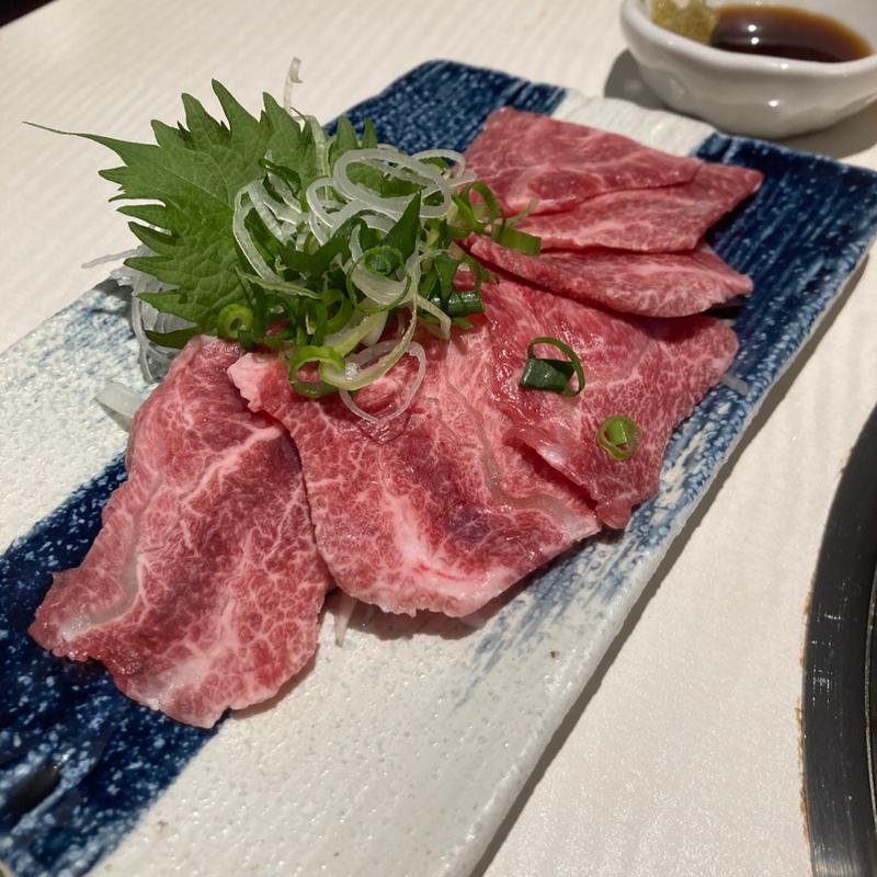 ツラミ刺し(山賊ホルモン)