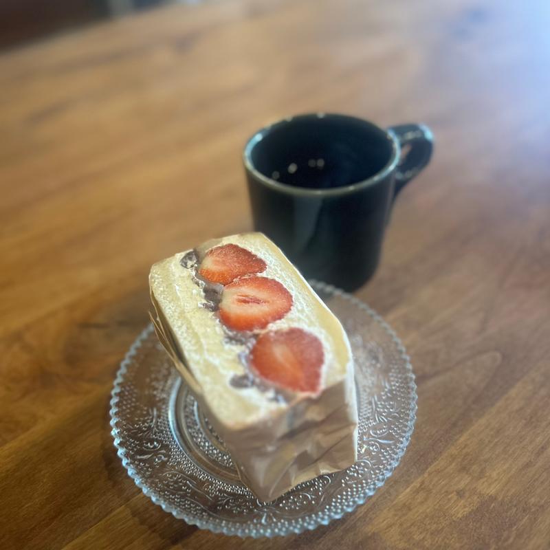 サンドイッチとホットコーヒー(nativeland coffee)