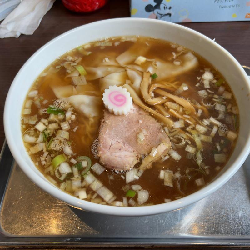 ワンタンメン　中盛り(東京らぁめん ちよだ)