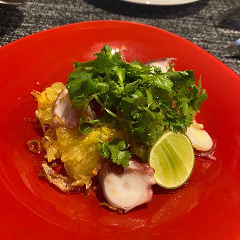 前菜　タコと河内晩柑のソムタム(メゾン ド ツユキ)