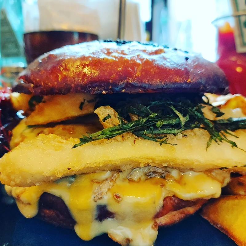 タケノコチーズバーガー(BURGER&TACOS IAKATORIH)