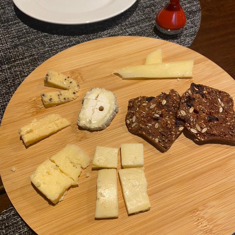 チーズの盛り合わせ(メゾン ド ツユキ)