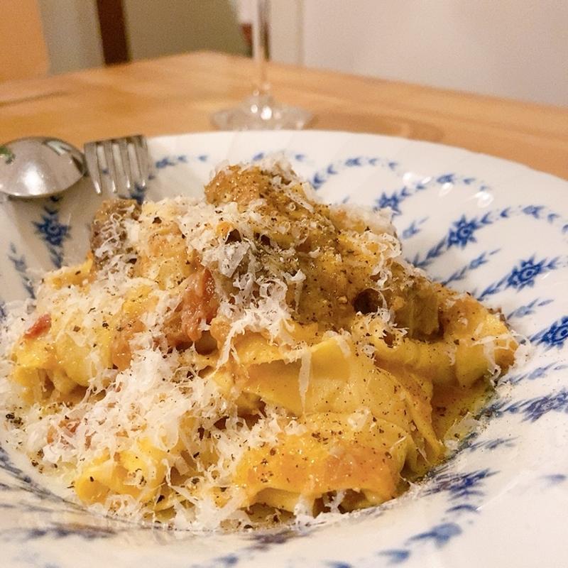 牛肉のラグーソースパスタ(ブルッティ エ ブォーニ )