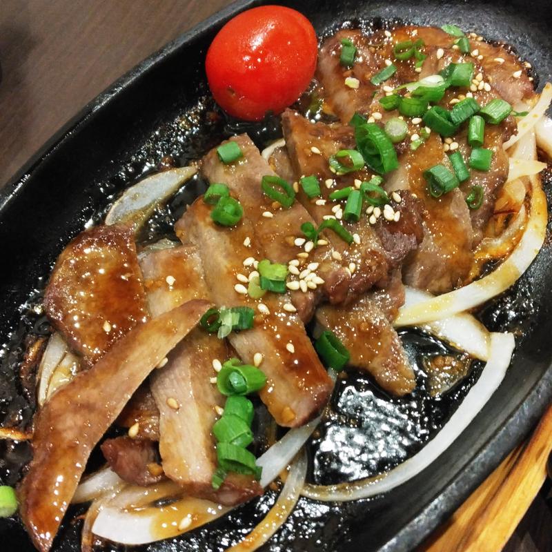 牛タンステーキ(串治郎 赤羽店)