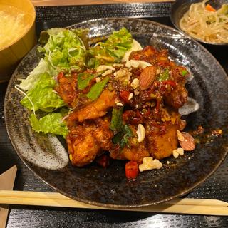 辛揚げ定食(麻婆豆腐専門店 colors)