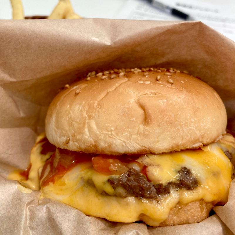 グランデチーズバーガー(トリコバーガー 北野田店)