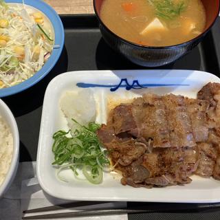 カルビ定食小豚汁セット(松屋 鶴岡店)
