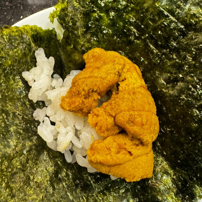 うに包み(根室花まる 西野店)