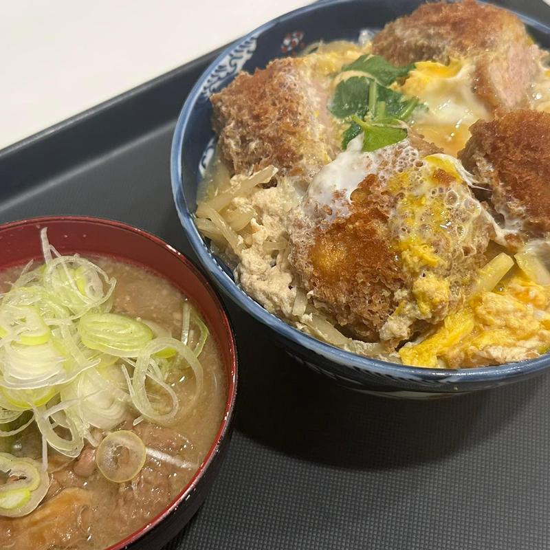 カツ丼モツ煮セット(ラッキー食堂　ぐんま軒)