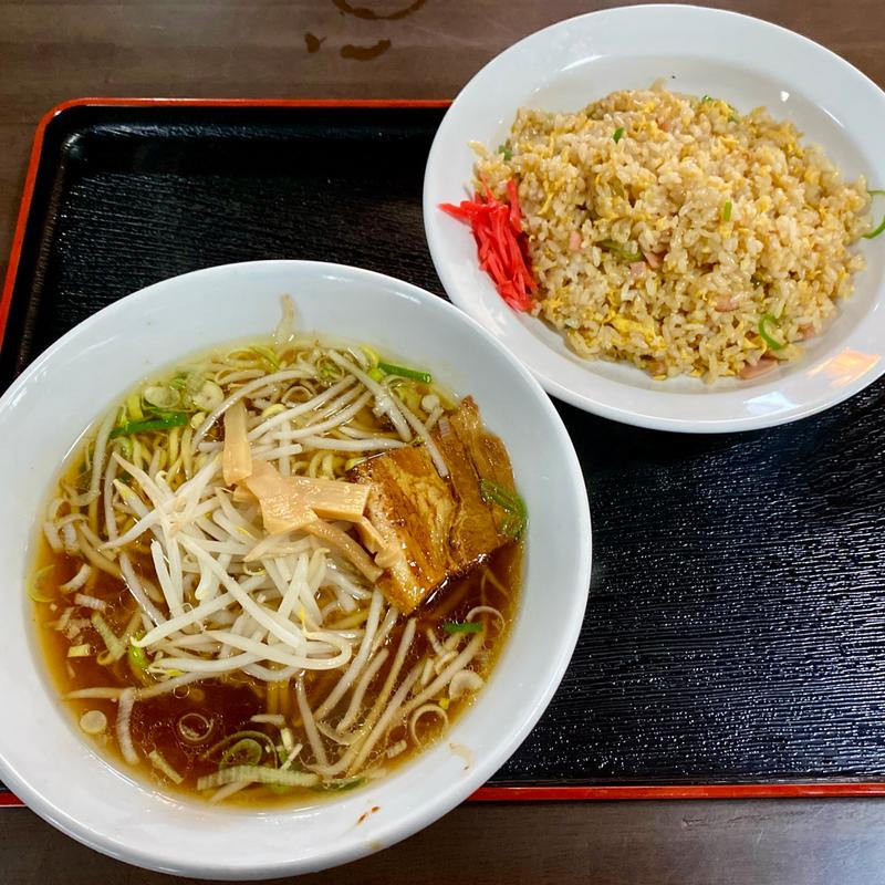 ラーメンセット(醤油ラーメン＋炒飯)(台湾料理 萬福 )