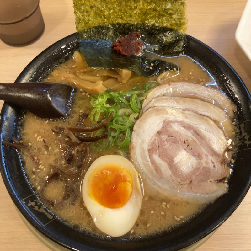 濃厚醤油豚骨ラーメン(藤一番 柴田店)