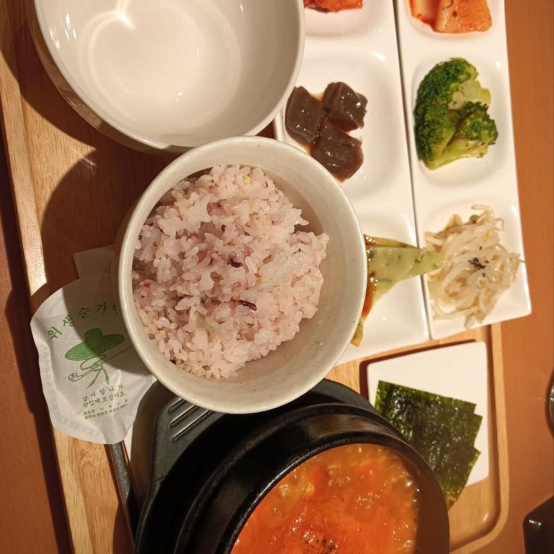 (スンドゥブ韓豆〔ハンドゥ）)