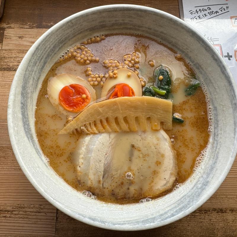 おととんこつラーメン(タイヨーラーメン)