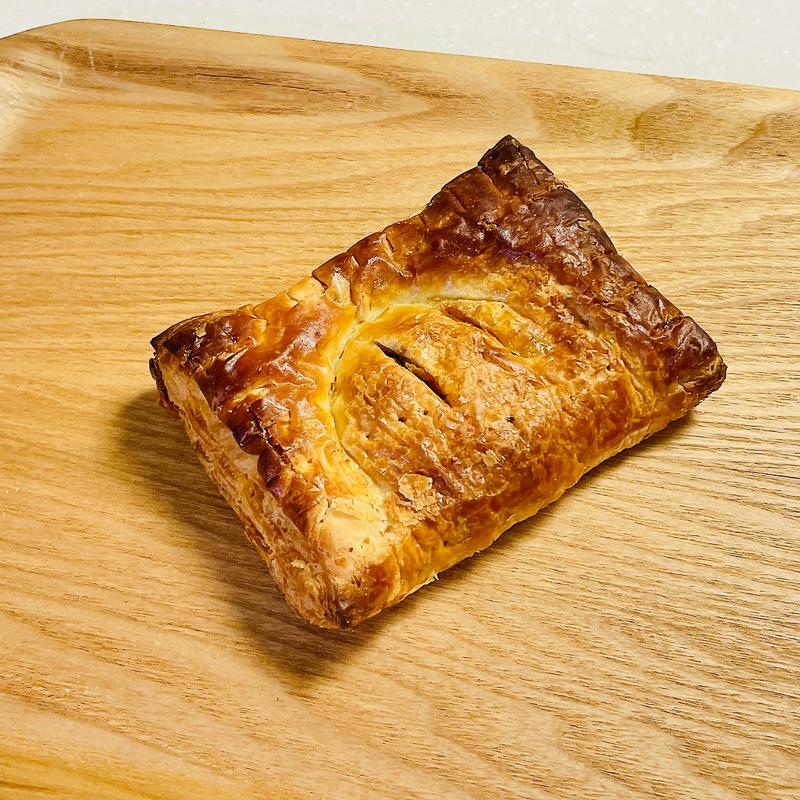 やわらか牛肉のミートパイ(ブランジェ浅野屋 ecute大宮ノース店)