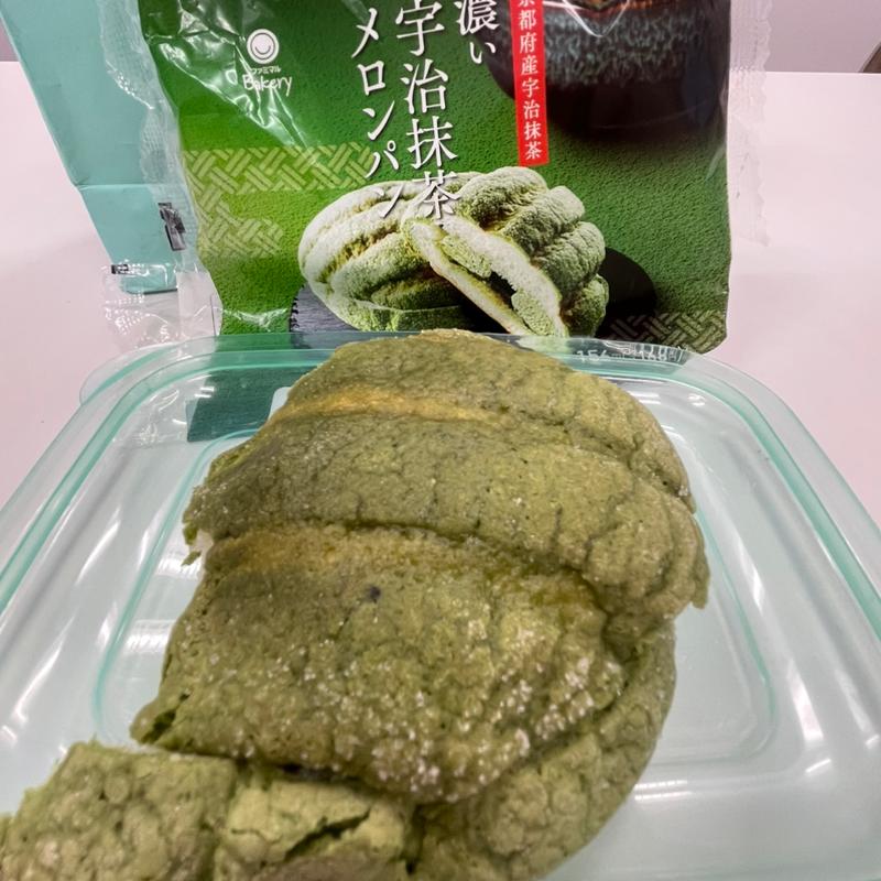 濃い宇治抹茶 メロンパン(ファミリーマート 広瀬通一番町店 （FamilyMart）)