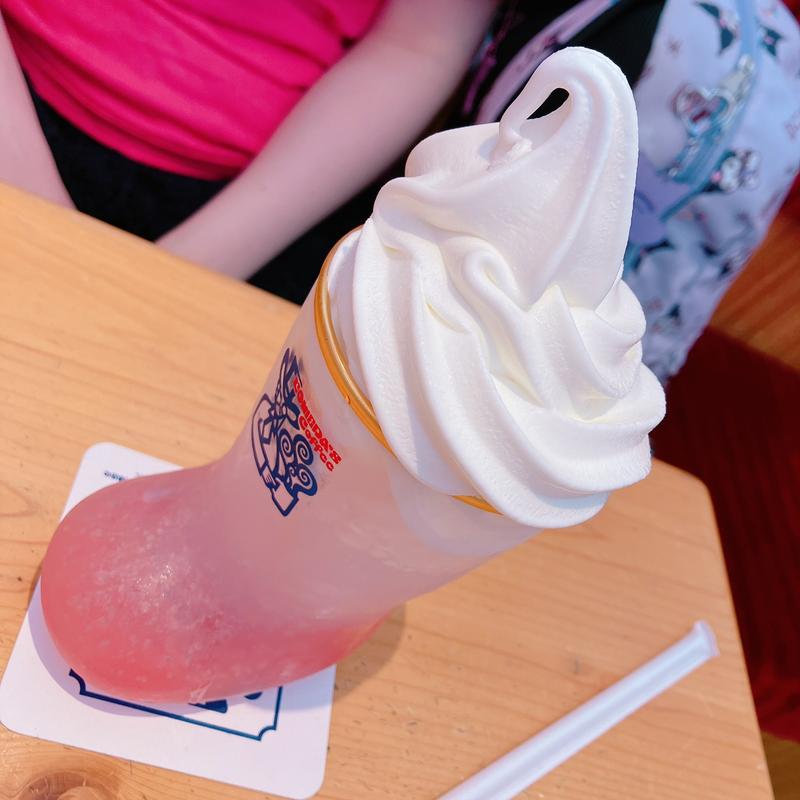 桜薫る　おぱんちゅうさぎのクリームソーダ(コメダ珈琲 新宿御苑前店)