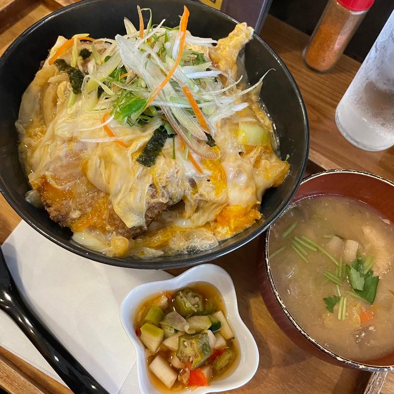 角煮カツ丼(ニコイチマート)
