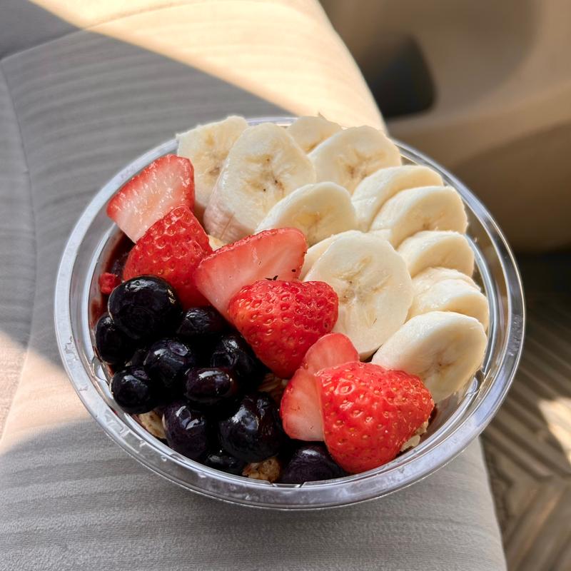 アサイーボウル（M）(コナズ珈琲幕張)