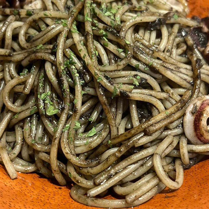 イカの墨入りセピアソースパスタ(サイゼリヤ 六甲アイランド店)