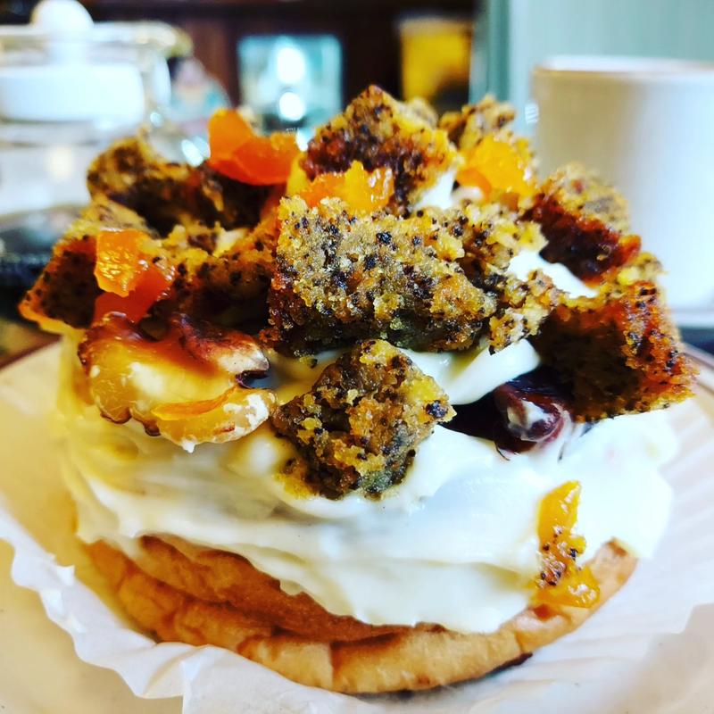 キャロットシナモンロール(BACK HOME meal & bake （バックホーム）)