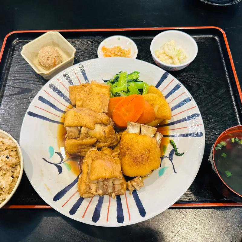 てびち定食(守礼そば )