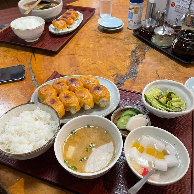 餃子定食(餃子の丸満 本店 （ギョウザノマルマン）)