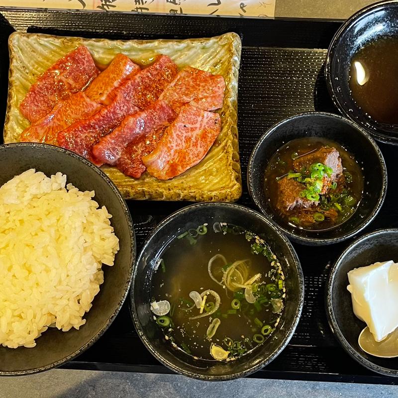 上ロース定食(大阪福島焼肉とっぷく)