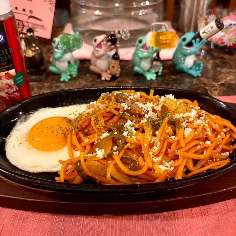 鉄板ナポリタン(おうちごはん Sakura-co')