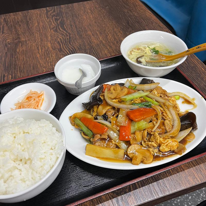 キクラゲ・玉子の豚肉炒め定食(雪花苑 （【旧店名】鑫鑫厨房）)