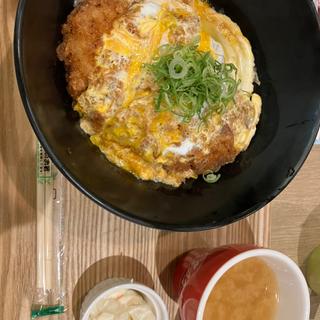 肉厚ロースカツ丼(RAKU SPA Cafe 浜松)