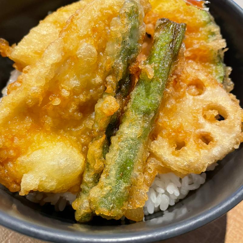 季節の天丼(王様の食卓)