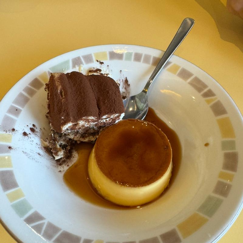 プリンとティラミス　クラシコ盛り合わせ(サイゼリヤ 長岡今朝白店 )