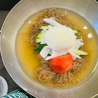 冷麺(韓国家庭料理ジャンモ イオンモール津田沼店)