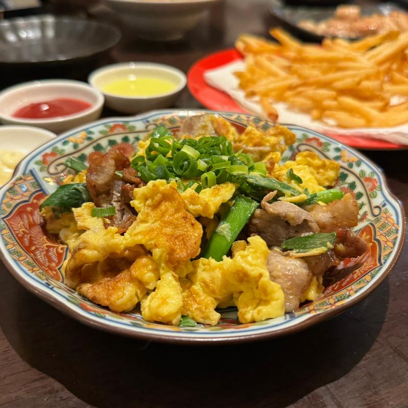 豚肉ニラ玉(ルッカ)