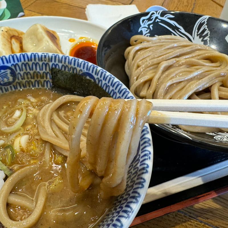 (松戸富田麺桜)