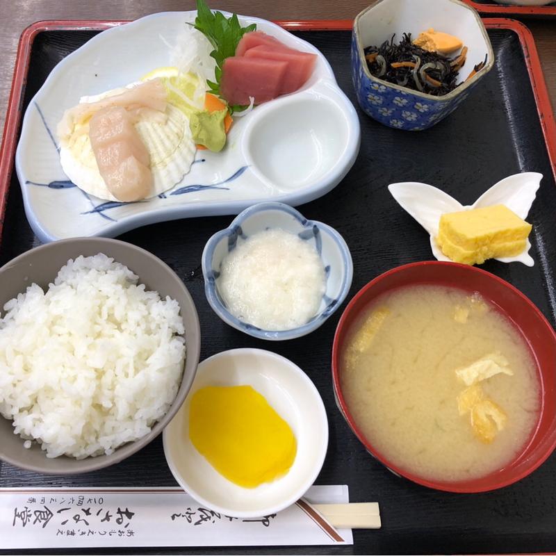 さしみ定食(お食事処おさない)