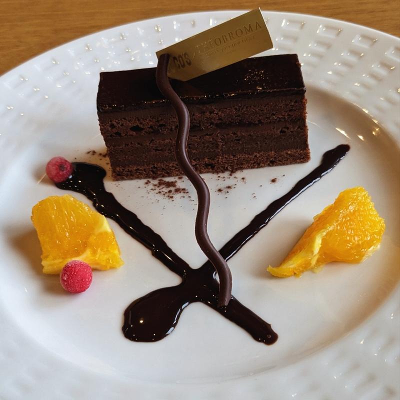 ショコラとオレンジのケーキ(ココス 周陽店)